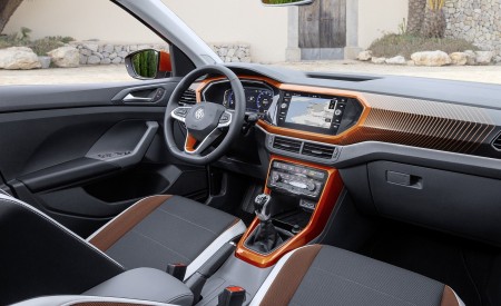 2019 Volkswagen T-Cross Interior Wallpapers 450x275 (21)