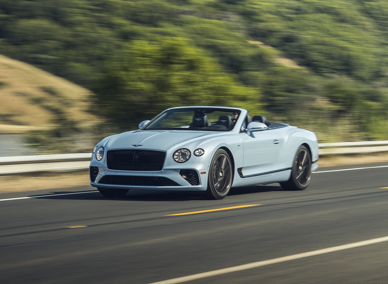 2020 Bentley Continental GT V8 Convertible Front Three-Quarter Wallpapers (4)