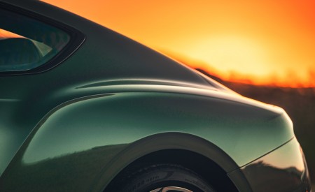 2020 Bentley Continental GT V8 Coupe Detail Wallpapers 450x275 (83)