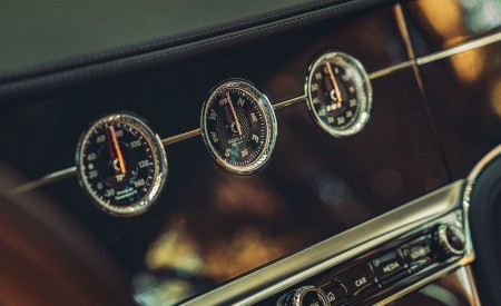 2020 Bentley Continental GT V8 Coupe Interior Detail Wallpapers 450x275 (109)