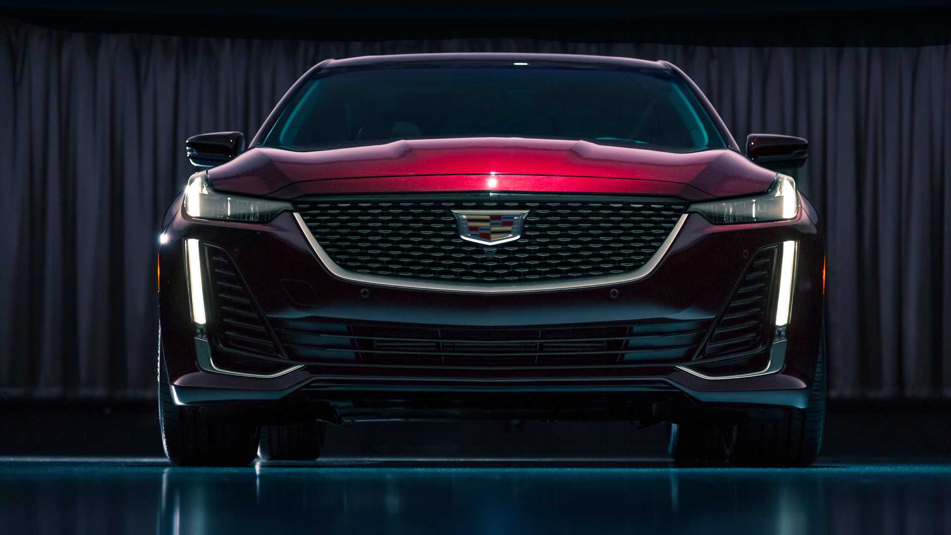2020 Cadillac CT5 Premium Luxury Front Wallpapers #25 of 29