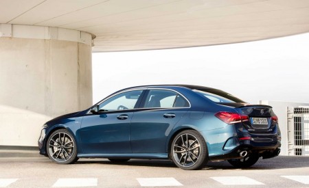 2020 Mercedes-AMG A 35 Sedan Rear Three-Quarter Wallpapers 450x275 (86)
