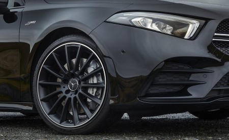 2020 Mercedes-AMG A 35 Sedan (UK-Spec) Detail Wallpapers 450x275 (39)