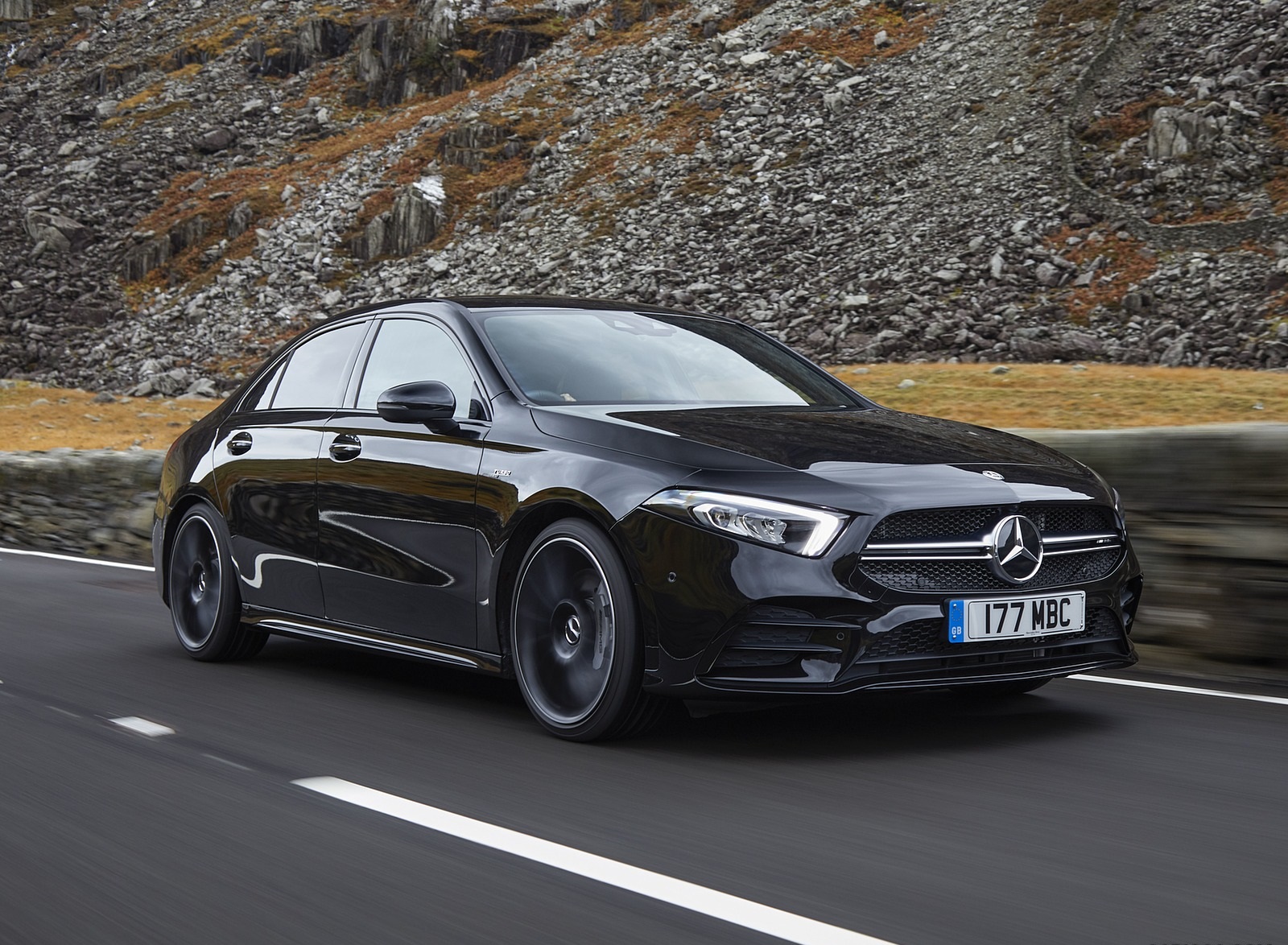 2020 Mercedes-AMG A 35 Sedan (UK-Spec) Front Three-Quarter Wallpapers (2)