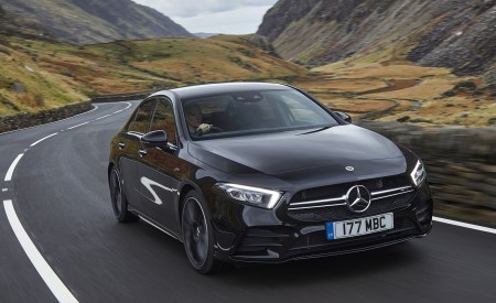 2020 Mercedes-AMG A 35 Sedan (UK-Spec) Front Three-Quarter Wallpapers 450x275 (5)