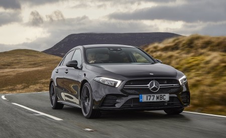 2020 Mercedes-AMG A 35 Sedan (UK-Spec) Front Three-Quarter Wallpapers 450x275 (13)