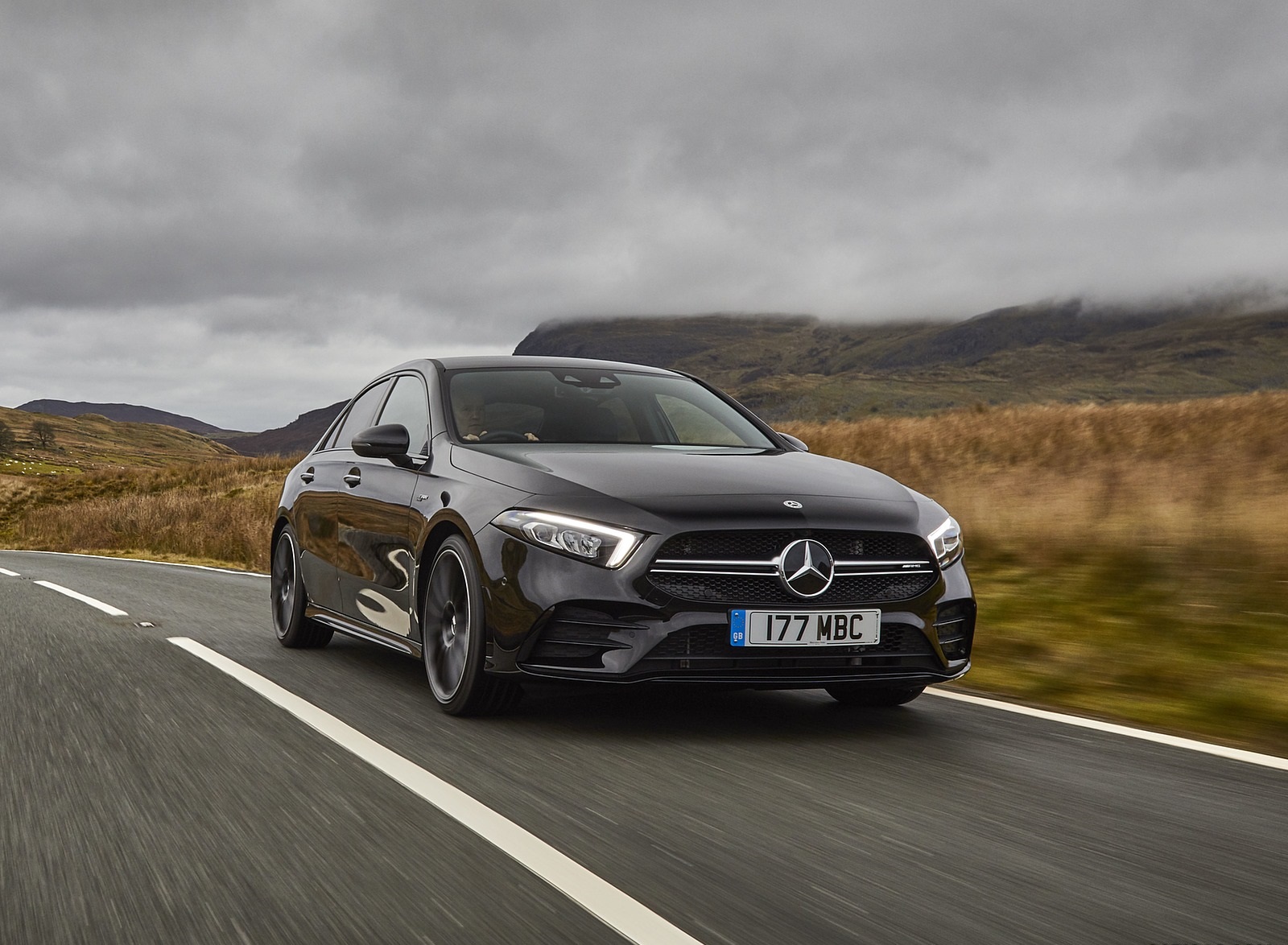 2020 Mercedes-AMG A 35 Sedan (UK-Spec) Front Three-Quarter Wallpapers (6)