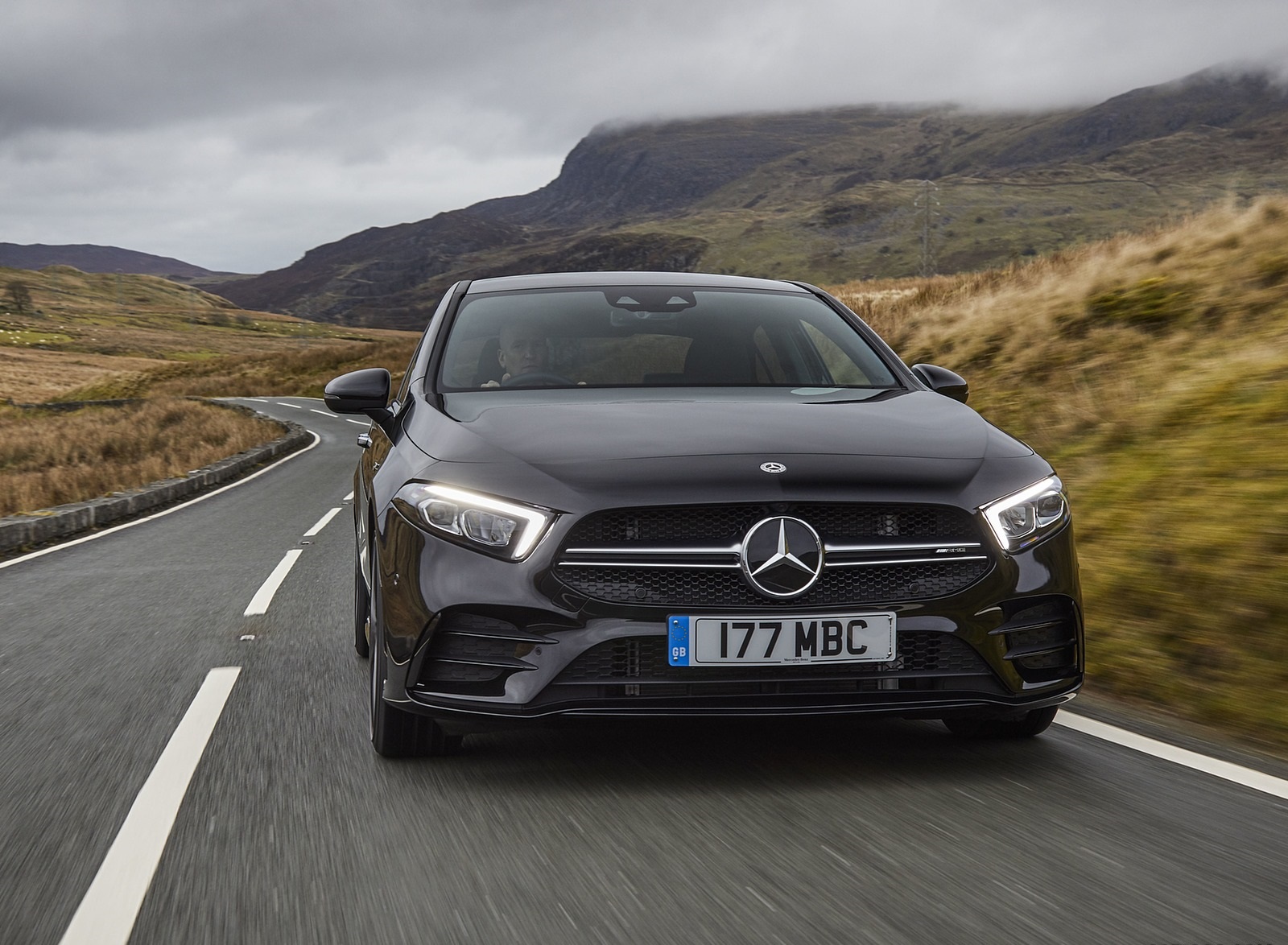 2020 Mercedes-AMG A 35 Sedan (UK-Spec) Front Wallpapers (14)