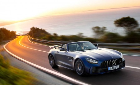 2020 Mercedes-AMG GT R Roadster Front Three-Quarter Wallpapers 450x275 (122)