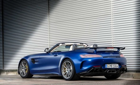 2020 Mercedes-AMG GT R Roadster Rear Three-Quarter Wallpapers 450x275 (133)