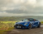 2020 Mercedes-AMG GT R Roadster (UK-Spec) Front Three-Quarter Wallpapers 150x120 (48)
