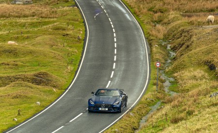 2020 Mercedes-AMG GT R Roadster (UK-Spec) Front Wallpapers 450x275 (50)
