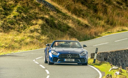 2020 Mercedes-AMG GT R Roadster (UK-Spec) Front Wallpapers 450x275 (41)