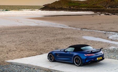 2020 Mercedes-AMG GT R Roadster (UK-Spec) Rear Three-Quarter Wallpapers 450x275 (64)