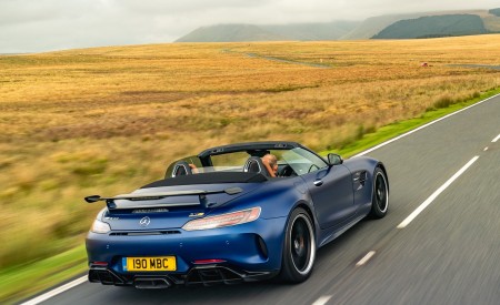 2020 Mercedes-AMG GT R Roadster (UK-Spec) Rear Three-Quarter Wallpapers 450x275 (9)