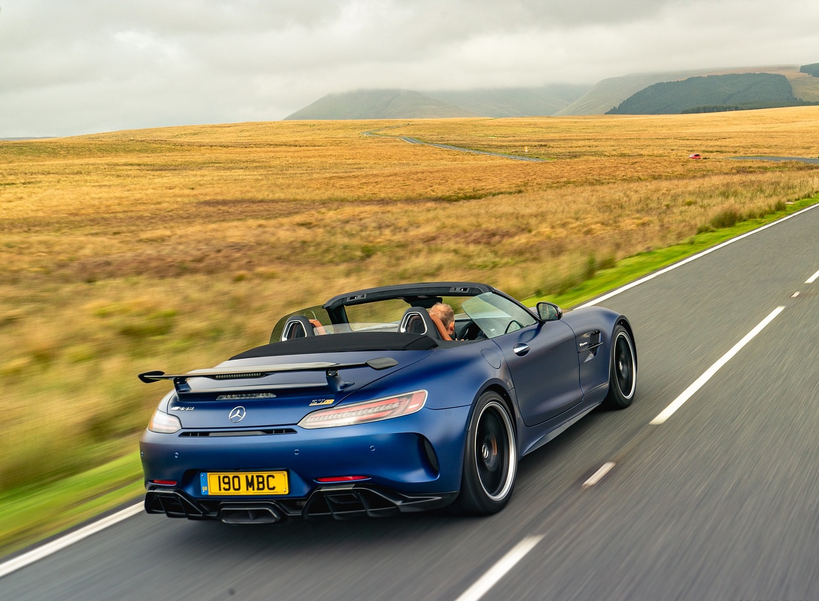 2020 Mercedes-AMG GT R Roadster (UK-Spec) Rear Three-Quarter Wallpapers (9)