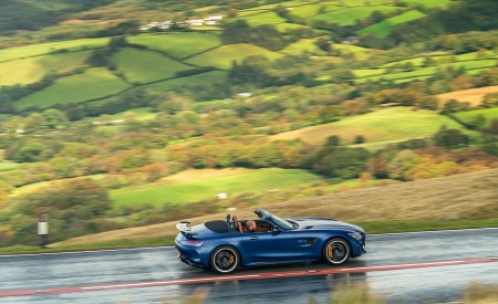 2020 Mercedes-AMG GT R Roadster (UK-Spec) Side Wallpapers 450x275 (31)