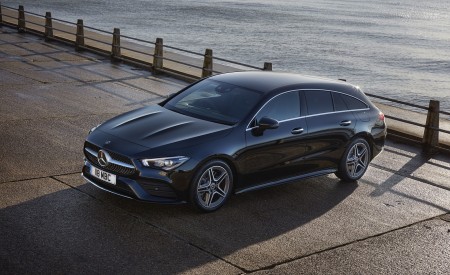 2020 Mercedes-Benz CLA 220 Shooting Brake (UK-Spec) Front Three-Quarter Wallpapers 450x275 (27)