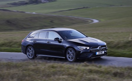 2020 Mercedes-Benz CLA 220 Shooting Brake (UK-Spec) Front Three-Quarter Wallpapers 450x275 (16)