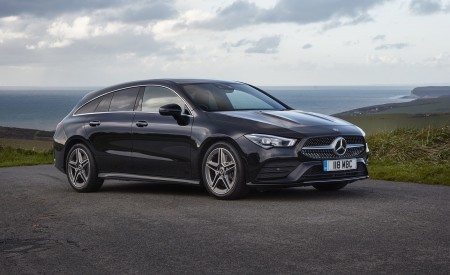 2020 Mercedes-Benz CLA 220 Shooting Brake (UK-Spec) Front Three-Quarter Wallpapers 450x275 (24)
