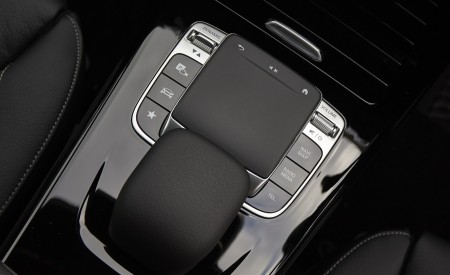 2020 Mercedes-Benz CLA 220 Shooting Brake (UK-Spec) Interior Detail Wallpapers 450x275 (35)