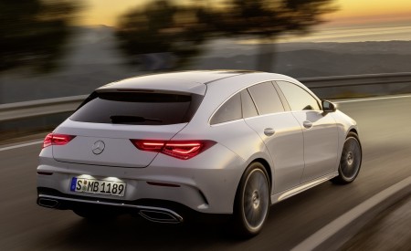 2020 Mercedes-Benz CLA Shooting Brake AMG-Line (Color: Digital White) Rear Three-Quarter Wallpapers 450x275 (64)