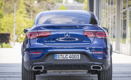 2020 Mercedes-Benz GLC 300 4MATIC Coupe (Color: Brilliant Blue Metallic) Rear Wallpapers 450x275 (62)