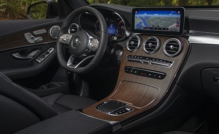 2020 Mercedes-Benz GLC 300 (US-Spec) Interior Wallpapers 450x275 (19)