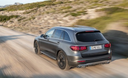 2020 Mercedes-Benz GLC (Color: Designo Selenite Grey Magno) Rear Three-Quarter Wallpapers 450x275 (45)