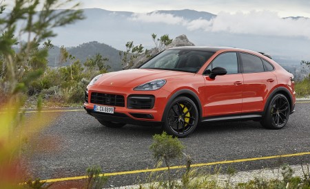 2020 Porsche Cayenne Coupe Front Three-Quarter Wallpapers 450x275 (180)