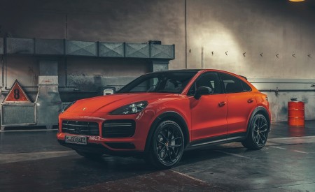 2020 Porsche Cayenne Coupe Front Three-Quarter Wallpapers 450x275 (192)