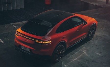 2020 Porsche Cayenne Coupe Top Wallpapers 450x275 (198)