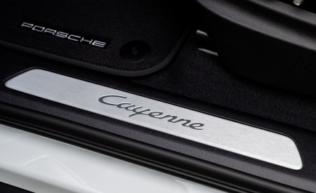 2020 Porsche Cayenne Coupé (Color: Carrara White Metallic) Door Sill Wallpapers 450x275 (163)