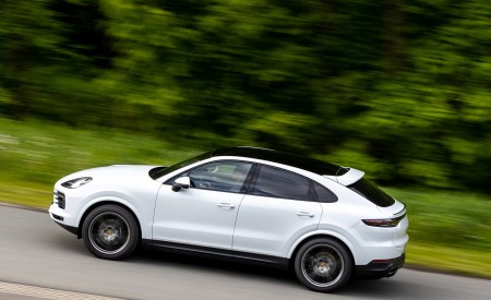 2020 Porsche Cayenne Coupé (Color: Carrara White Metallic) Side Wallpapers 450x275 (143)