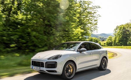 2020 Porsche Cayenne S Coupé (Color: Crayon) Front Three-Quarter Wallpapers 450x275 (35)