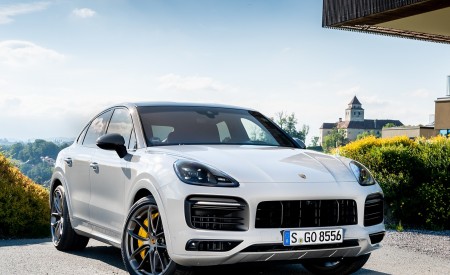 2020 Porsche Cayenne S Coupé (Color: Crayon) Front Three-Quarter Wallpapers 450x275 (48)
