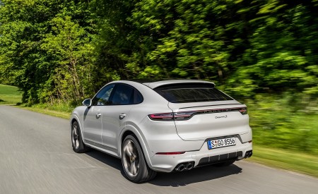 2020 Porsche Cayenne S Coupé (Color: Crayon) Rear Three-Quarter Wallpapers 450x275 (42)