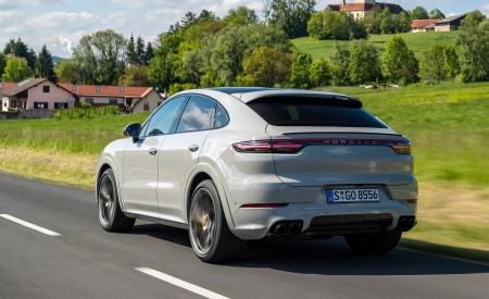 2020 Porsche Cayenne S Coupé (Color: Crayon) Rear Three-Quarter Wallpapers 450x275 (43)