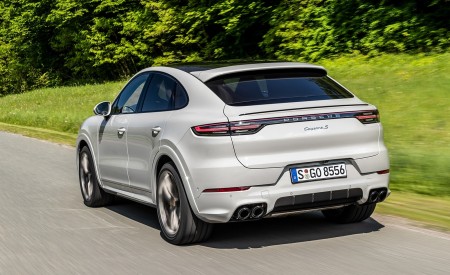 2020 Porsche Cayenne S Coupé (Color: Crayon) Rear Three-Quarter Wallpapers 450x275 (44)