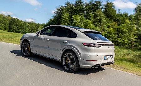 2020 Porsche Cayenne S Coupé (Color: Crayon) Rear Three-Quarter Wallpapers 450x275 (46)