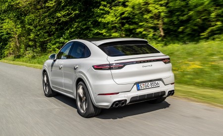 2020 Porsche Cayenne S Coupé (Color: Crayon) Rear Three-Quarter Wallpapers 450x275 (45)