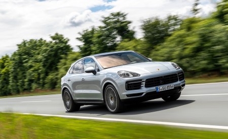 2020 Porsche Cayenne S Coupé (Color: Dolomite Silver Metallic) Front Three-Quarter Wallpapers 450x275 (85)