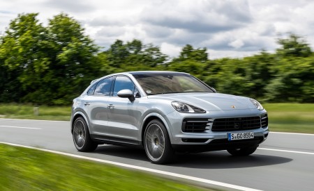 2020 Porsche Cayenne S Coupé (Color: Dolomite Silver Metallic) Front Three-Quarter Wallpapers 450x275 (91)