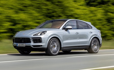 2020 Porsche Cayenne S Coupé (Color: Dolomite Silver Metallic) Front Three-Quarter Wallpapers 450x275 (79)