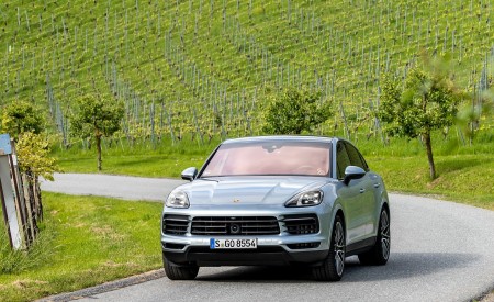 2020 Porsche Cayenne S Coupé (Color: Dolomite Silver Metallic) Front Wallpapers 450x275 (92)