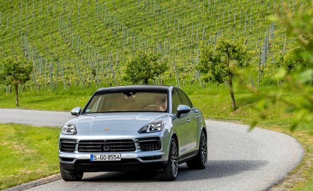 2020 Porsche Cayenne S Coupé (Color: Dolomite Silver Metallic) Front Wallpapers 450x275 (95)