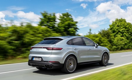 2020 Porsche Cayenne S Coupé (Color: Dolomite Silver Metallic) Rear Three-Quarter Wallpapers 450x275 (96)