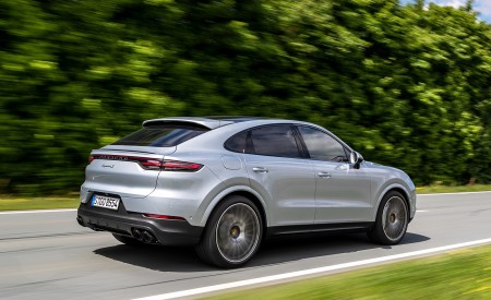 2020 Porsche Cayenne S Coupé (Color: Dolomite Silver Metallic) Rear Three-Quarter Wallpapers 450x275 (81)
