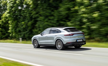 2020 Porsche Cayenne S Coupé (Color: Dolomite Silver Metallic) Rear Three-Quarter Wallpapers 450x275 (83)