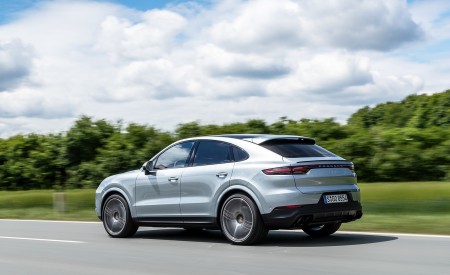 2020 Porsche Cayenne S Coupé (Color: Dolomite Silver Metallic) Rear Three-Quarter Wallpapers 450x275 (98)